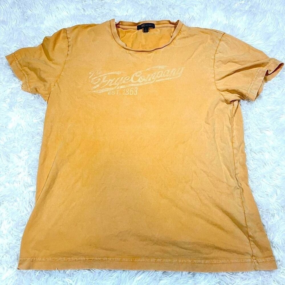 Frye Company T-Shirt Womens Large Gold Graphic Tee Short Sleeve Casual